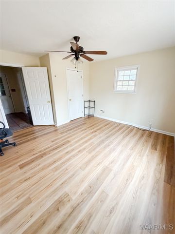 378 County Road 16 ., Valley Grande, AL 36701