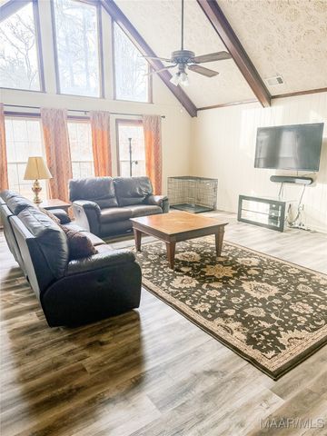 378 County Road 16 ., Valley Grande, AL 36701