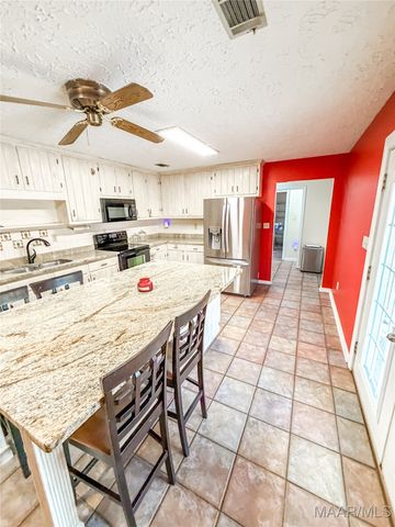 378 County Road 16 ., Valley Grande, AL 36701