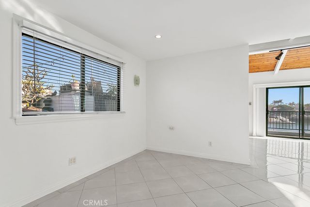 179 Bay Shore, Long Beach, CA 90803