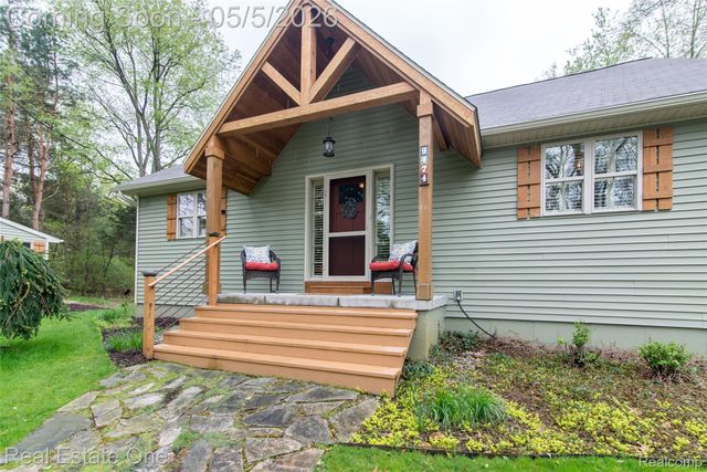 9474 Marshall Road, Green Oak Township, MI 48178