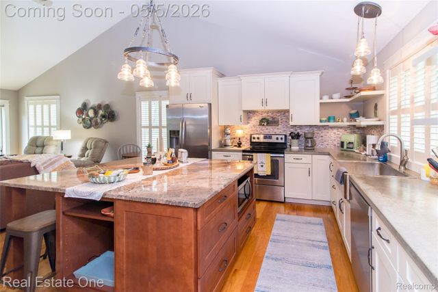 9474 Marshall Road, Green Oak Township, MI 48178