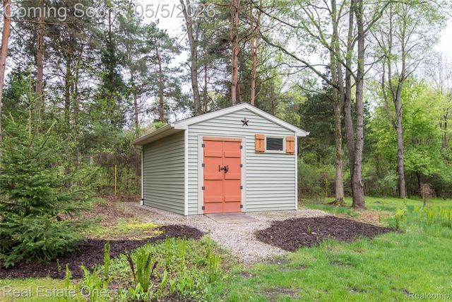 9474 Marshall Road, Green Oak Township, MI 48178