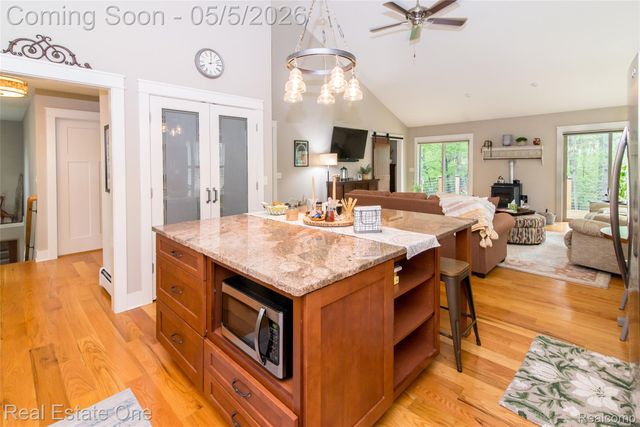 9474 Marshall Road, Green Oak Township, MI 48178