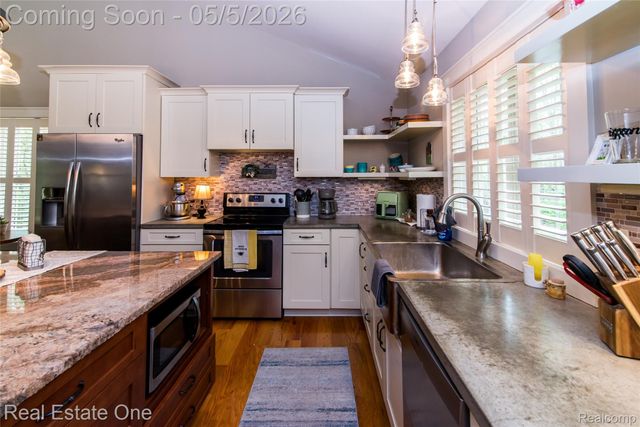 9474 Marshall Road, Green Oak Township, MI 48178