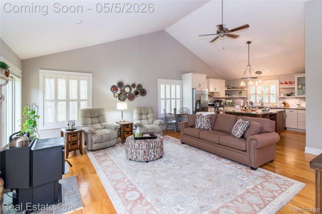 9474 Marshall Road, Green Oak Township, MI 48178
