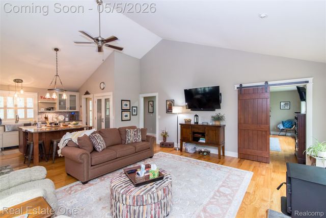 9474 Marshall Road, Green Oak Township, MI 48178
