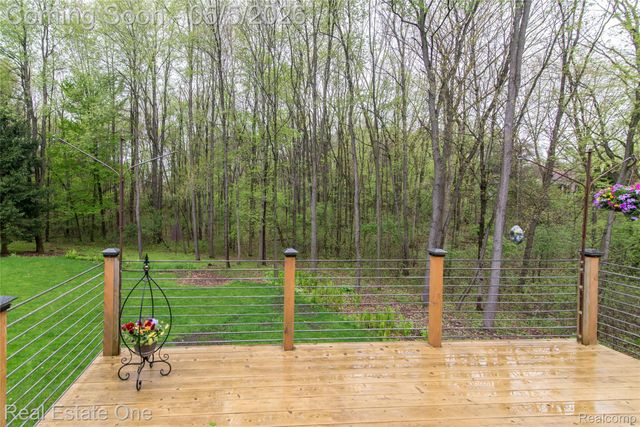 9474 Marshall Road, Green Oak Township, MI 48178