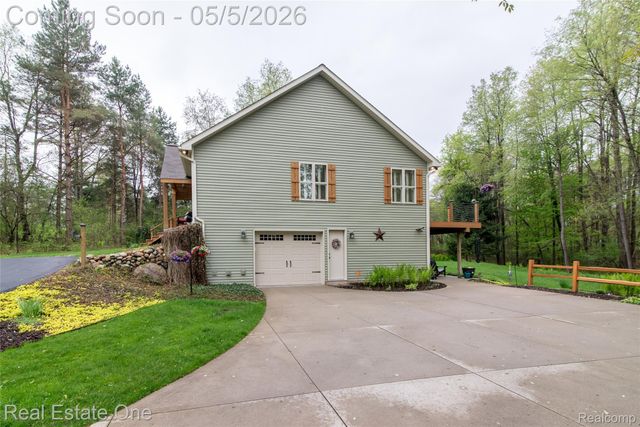9474 Marshall Road, Green Oak Township, MI 48178