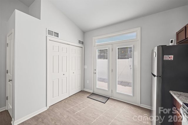 100 N Canyon Ridge Drive, Mount Holly, NC 28120