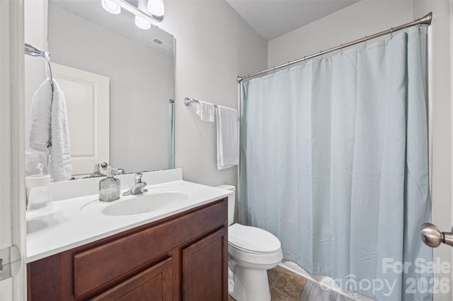 100 N Canyon Ridge Drive, Mount Holly, NC 28120