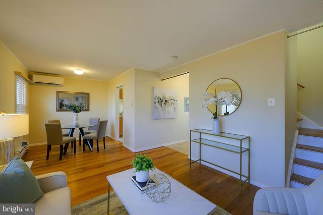 8-L SOUTHWAY, Greenbelt, MD 20770