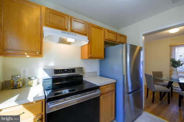 8-L SOUTHWAY, Greenbelt, MD 20770