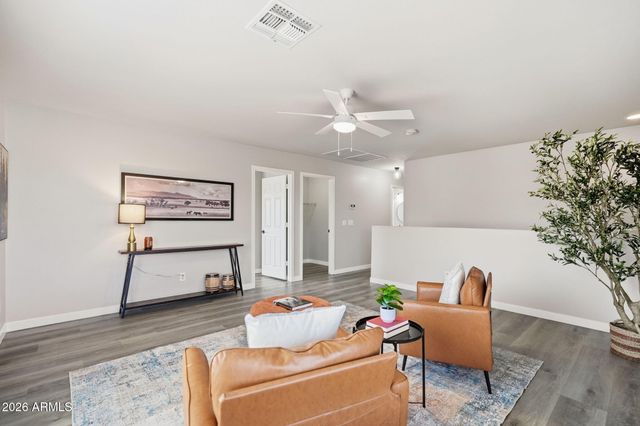 11317 W AUSTIN THOMAS Drive, Surprise, AZ 85378