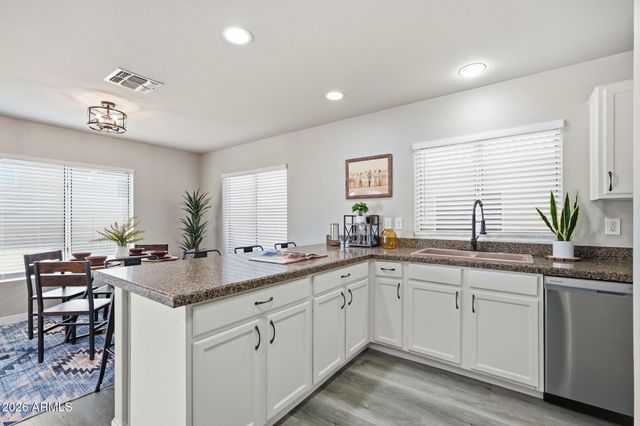 11317 W AUSTIN THOMAS Drive, Surprise, AZ 85378