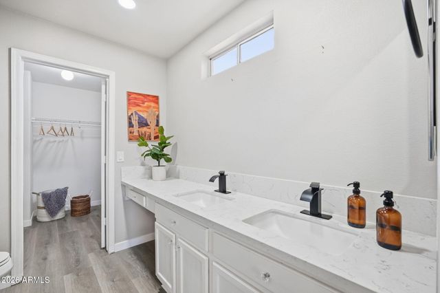 11317 W AUSTIN THOMAS Drive, Surprise, AZ 85378