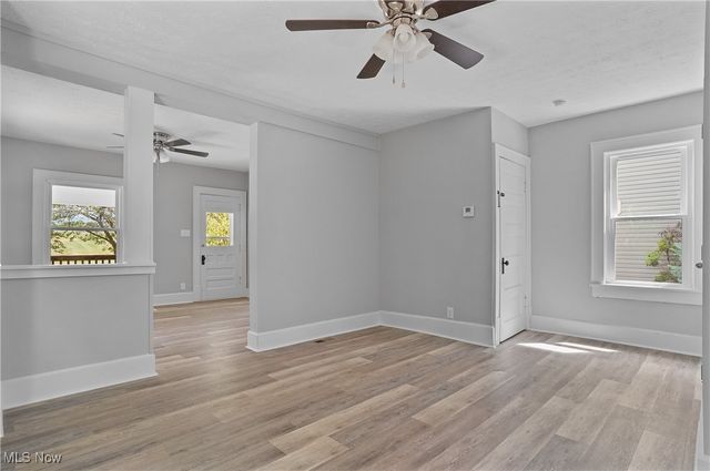 562 Tallmadge Road, Cuyahoga Falls, OH 44221