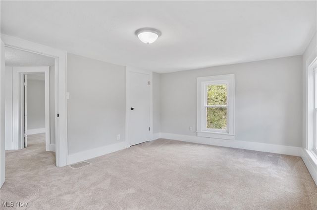 562 Tallmadge Road, Cuyahoga Falls, OH 44221