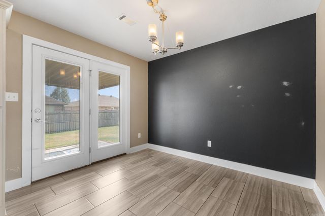 12 Lapis Cv, Greenbrier, AR 72058
