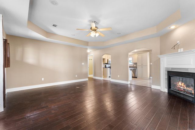 12 Lapis Cv, Greenbrier, AR 72058
