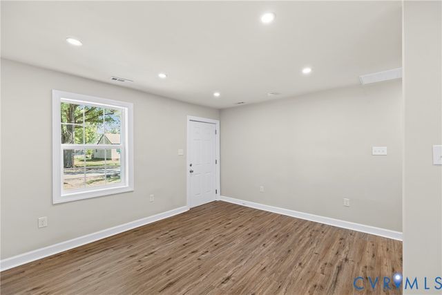 606 Effingham Dr, Richmond, VA 23224