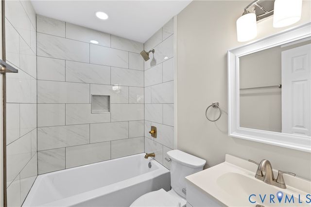 606 Effingham Dr, Richmond, VA 23224