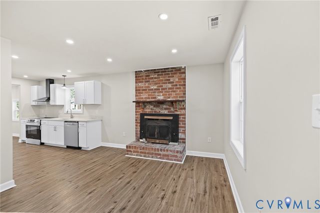 606 Effingham Dr, Richmond, VA 23224