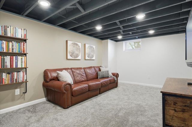 7241 Harriet Avenue S, Richfield, MN 55423