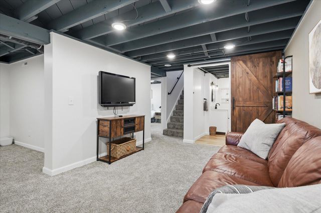 7241 Harriet Avenue S, Richfield, MN 55423