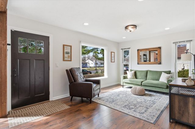 7241 Harriet Avenue S, Richfield, MN 55423