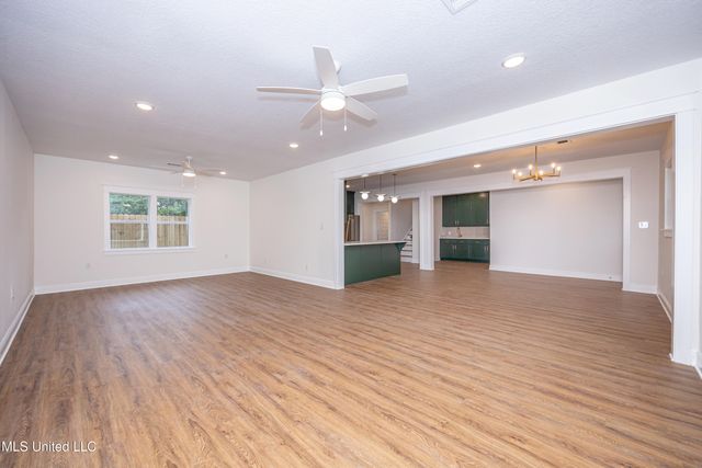 9329 Ridgeview Drive, Ocean Springs, MS 39564