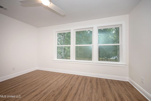 9329 Ridgeview Drive, Ocean Springs, MS 39564