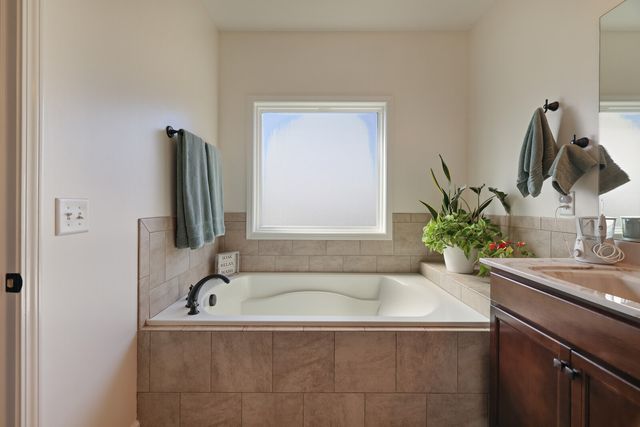 1027 Caballo Trail, Gallatin, TN 37066