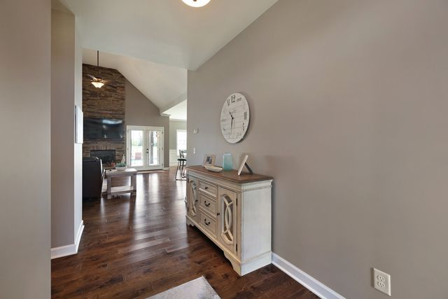 1027 Caballo Trail, Gallatin, TN 37066