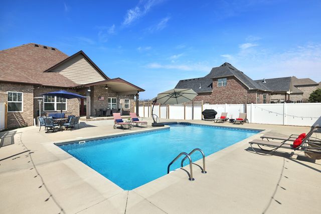 1027 Caballo Trail, Gallatin, TN 37066