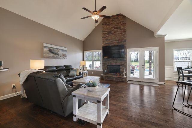 1027 Caballo Trail, Gallatin, TN 37066