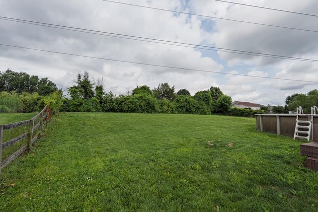 7501 Roxbury Court, Florence, KY 41042