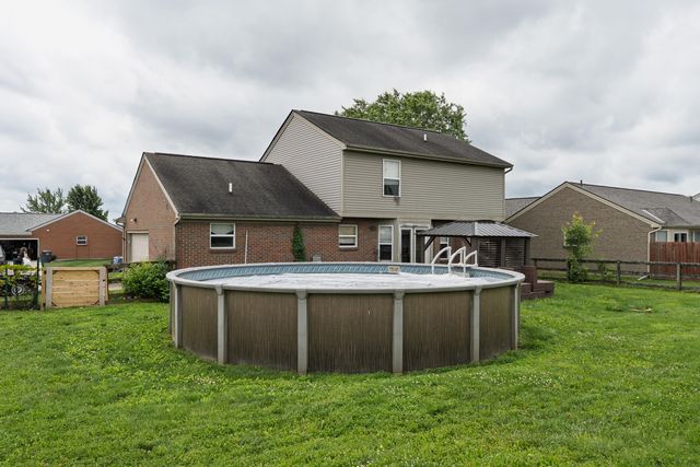 7501 Roxbury Court, Florence, KY 41042