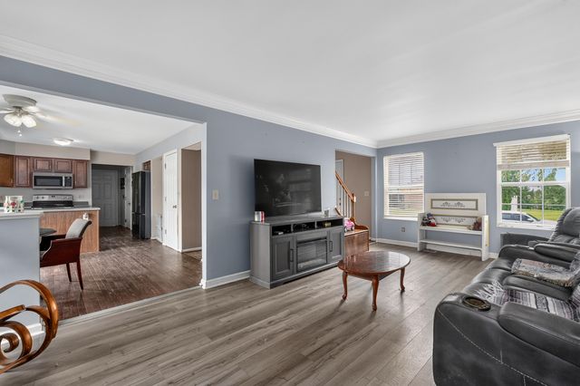7501 Roxbury Court, Florence, KY 41042
