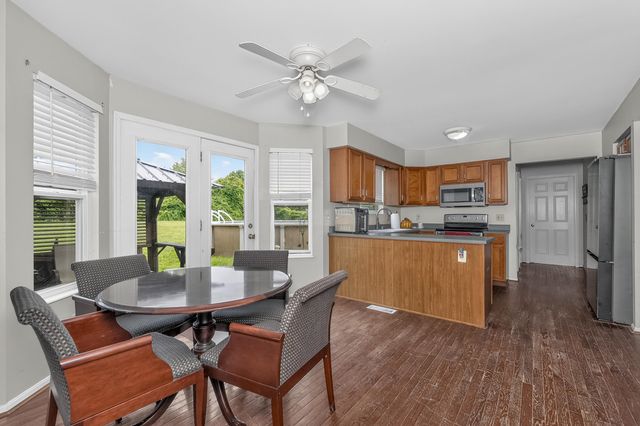 7501 Roxbury Court, Florence, KY 41042
