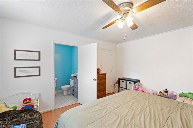 569 Pilot Circle, Thomasville, NC 27360