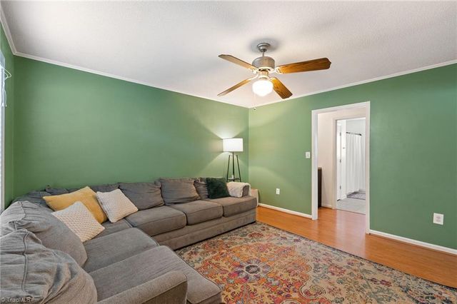 569 Pilot Circle, Thomasville, NC 27360