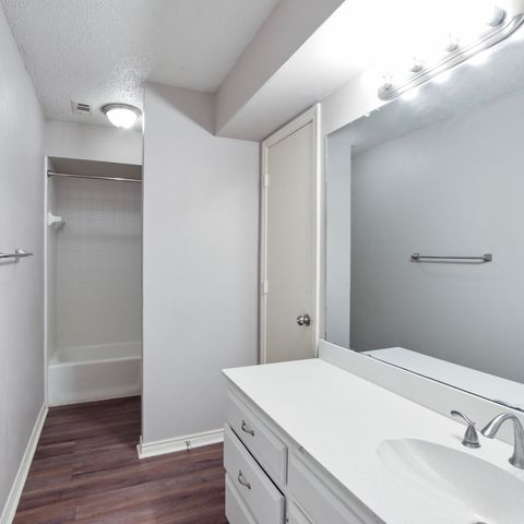504 Sierra Drive, Desoto, TX 75115