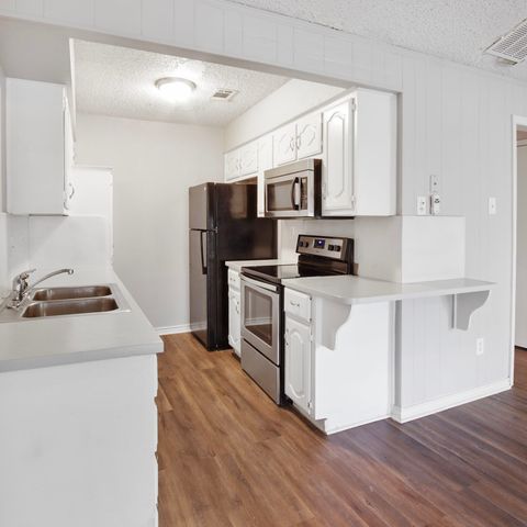 504 Sierra Drive, Desoto, TX 75115