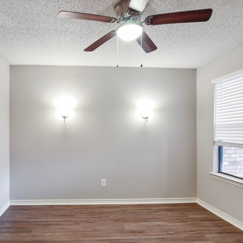 504 Sierra Drive, Desoto, TX 75115