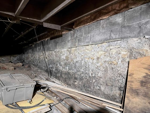 2225 Smith Street, Fort Wayne, IN 46803