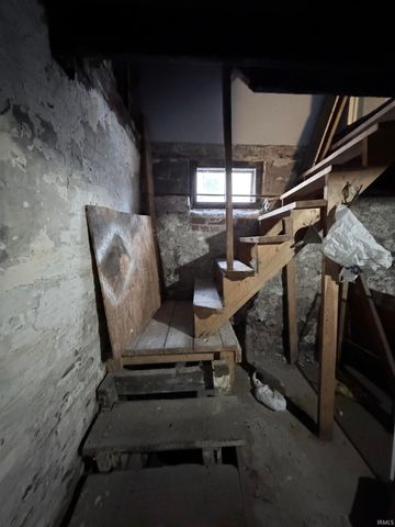 2225 Smith Street, Fort Wayne, IN 46803