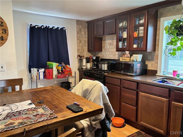 815 Kinne Street, Dewitt, NY 13057