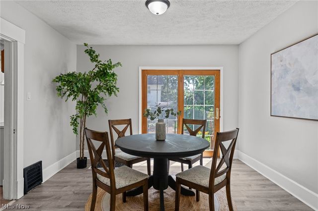 1628 May Place NE, Canton, OH 44705