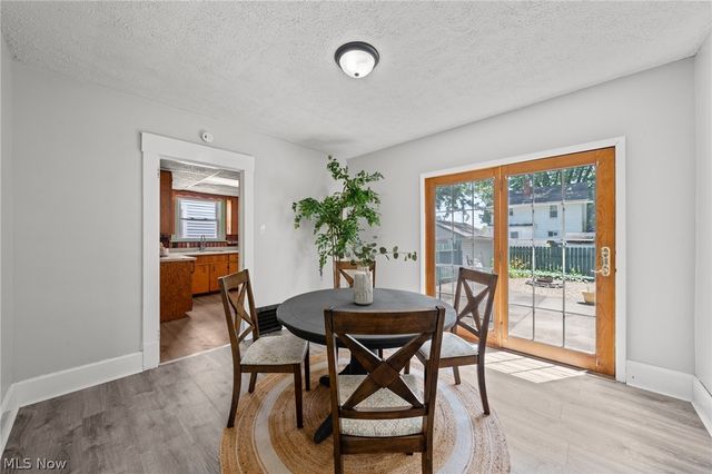 1628 May Place NE, Canton, OH 44705